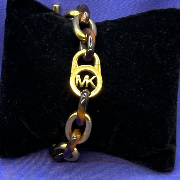 Michael Kors Faux Tortoise Shell & Gold-Tone Link Bracelet - Picture 7 of 8